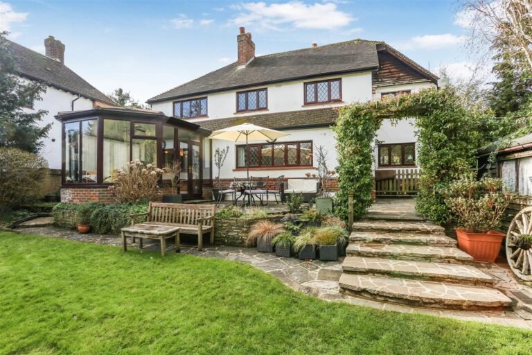 Woodcote Avenue, Wallington Christies Estate Agents