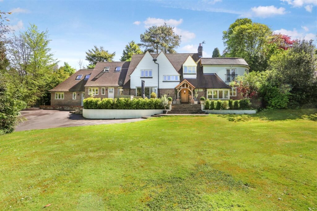 Hazelwood Lane, Chipstead Christies Estate Agents