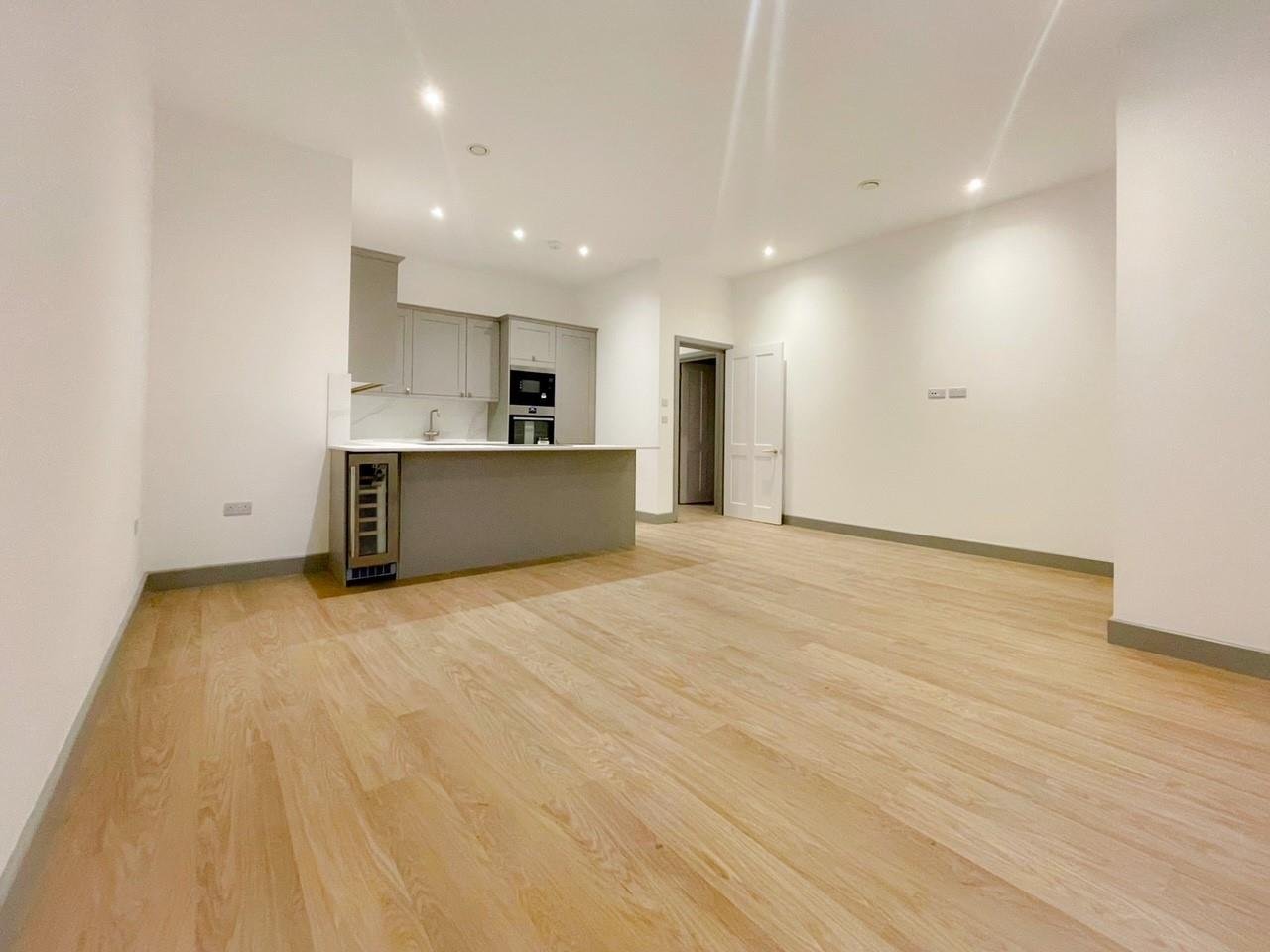 Malden Road, Cheam – WITH PRIVATE GARDEN