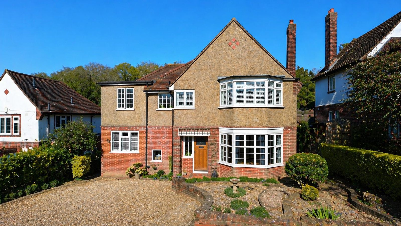 Green Curve, Banstead