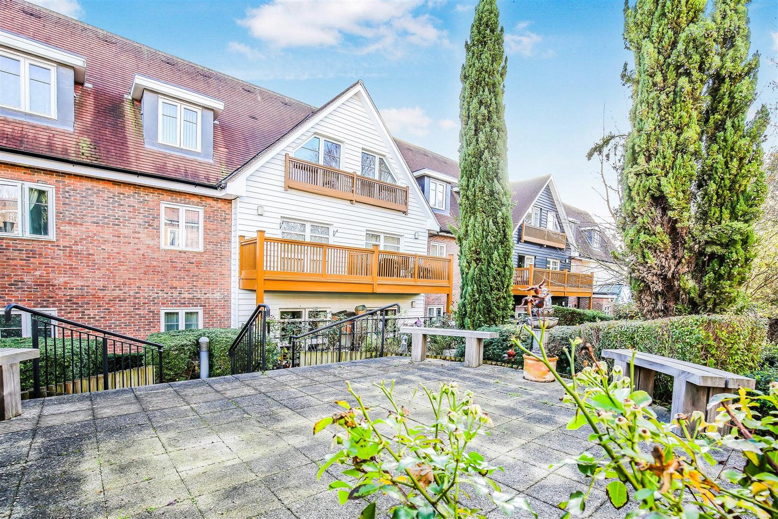 Mickleham Gardens, Cheam