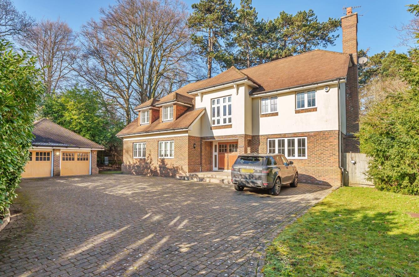 The Warren, Kingswood