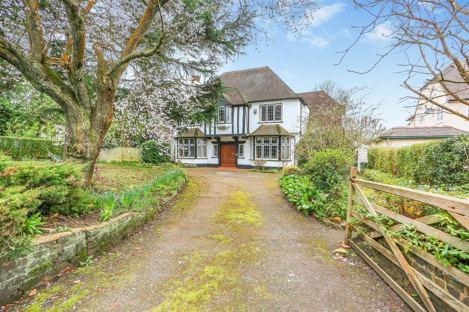 Burdon Lane, Cheam, Sutton