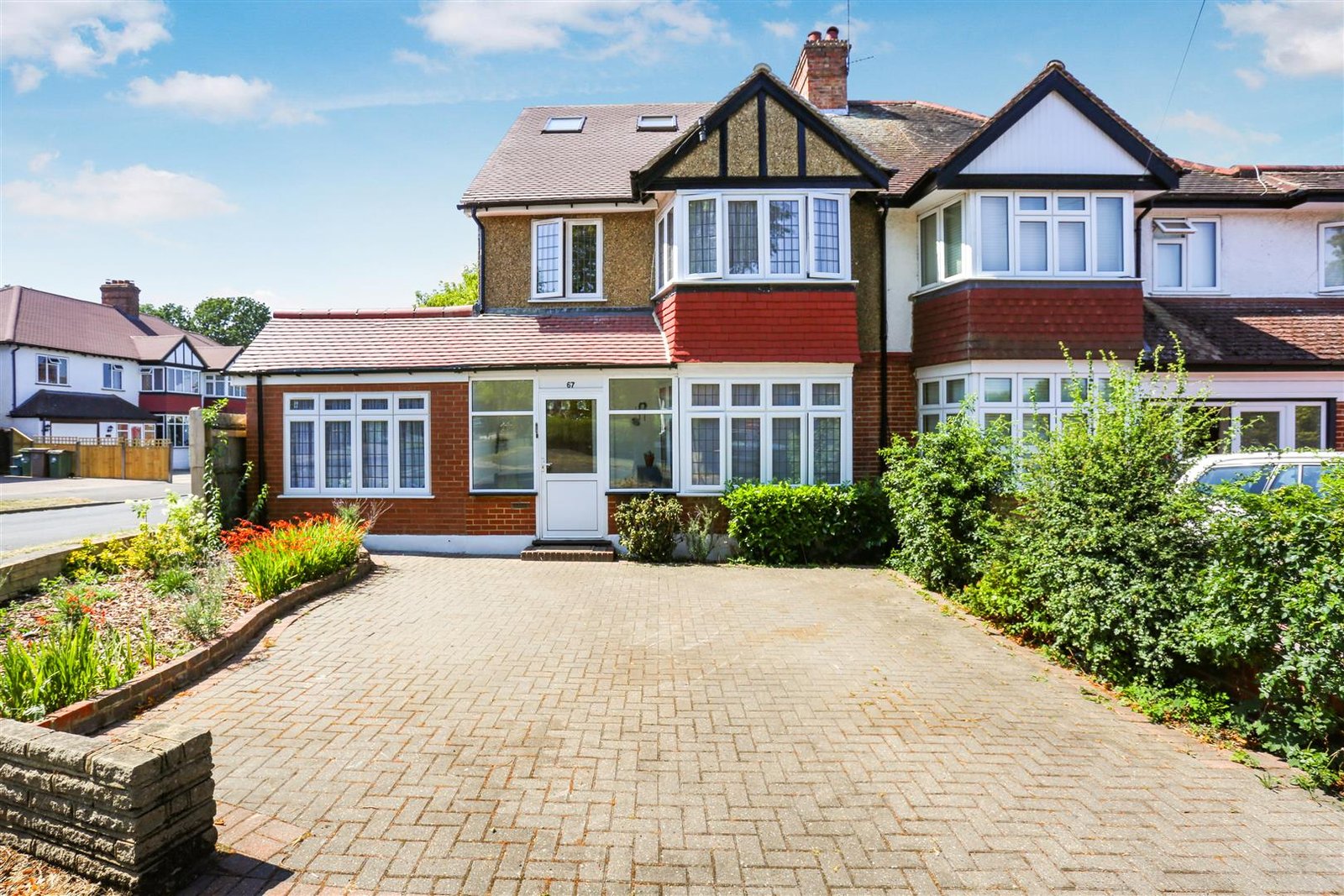 Newbolt Avenue, Cheam