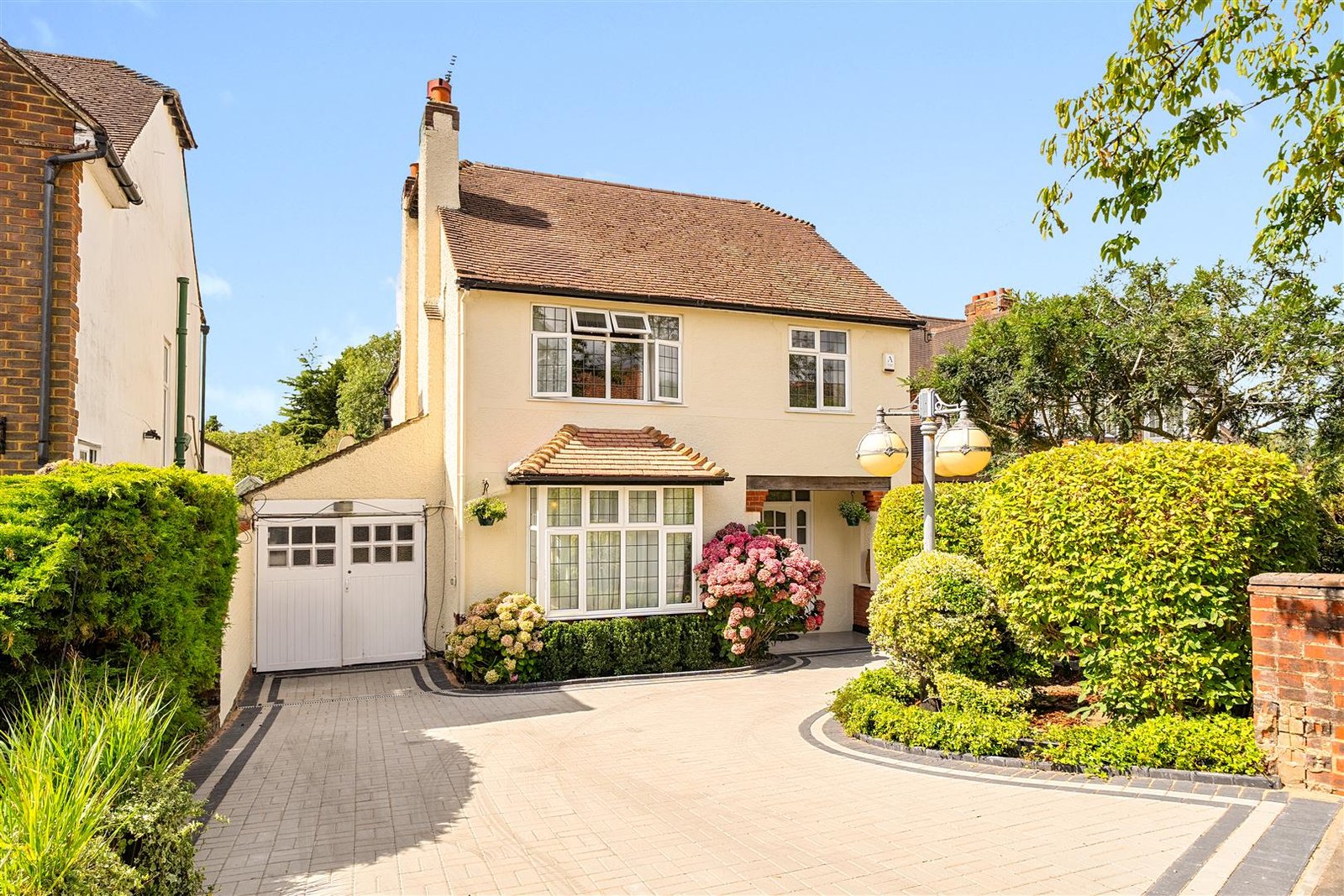 Warren Road, Banstead