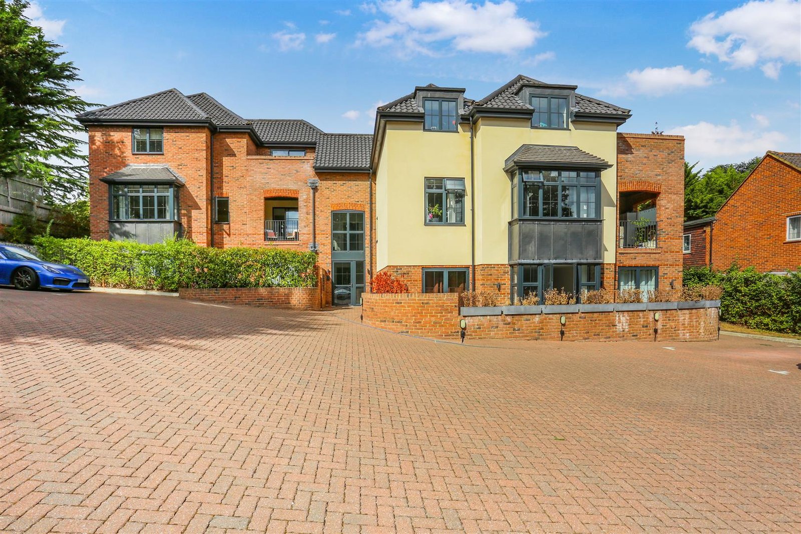 Cheam Road, Cheam