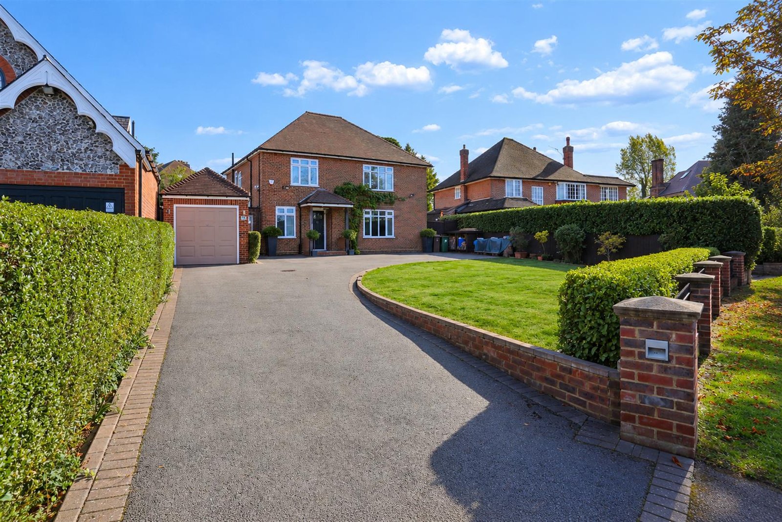 THE HIGHWAY, SOUTH SUTTON